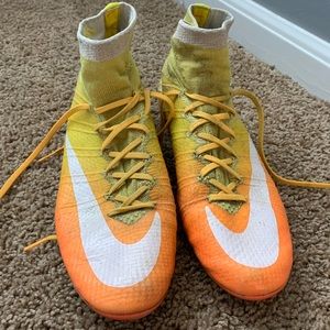 Nike mercurial soccer cleats